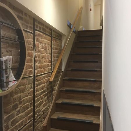 סליסבורי Catherine Street Apartments מראה חיצוני תמונה